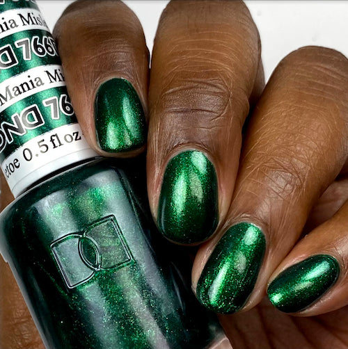 DND Gel Duo 766 - Mistletoe Mania – QQ Nail Supply