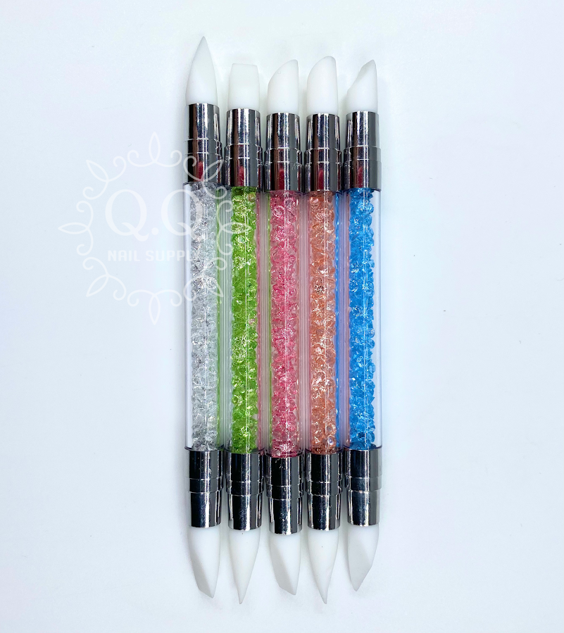 Double-sided silicon brush used to apply chrome powder

Includes 5 brushes